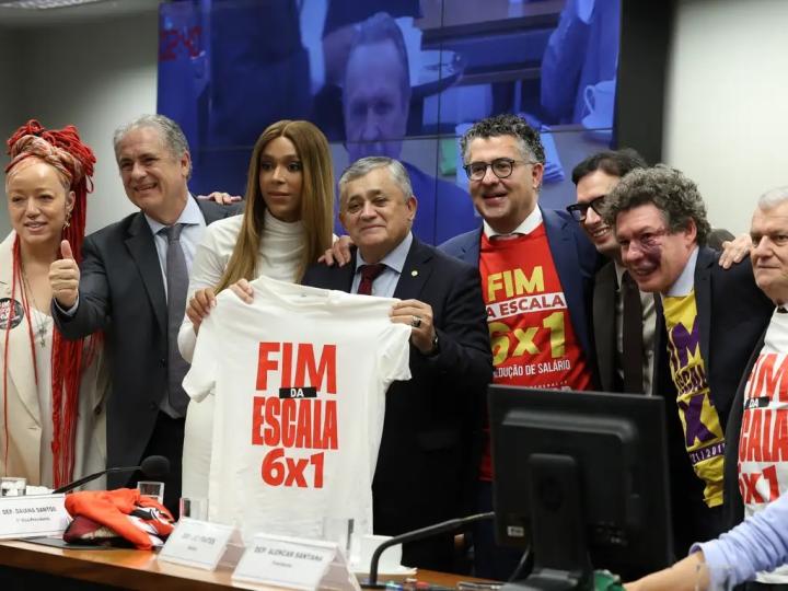  Extrema-direita e PL de Flávio Bolsonaro são derrotados e têm de engolir o fim da escala 6x1